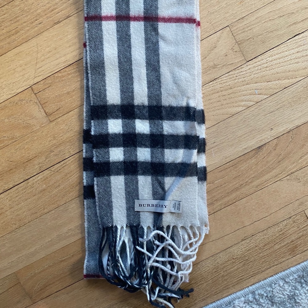 Authentic Burberry cashmere skinny scarf